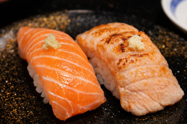 ネタの鮮度は抜群！平日でもお店は大繁盛