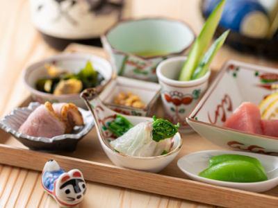 アテの盛り合わせは料理長のおまかせ