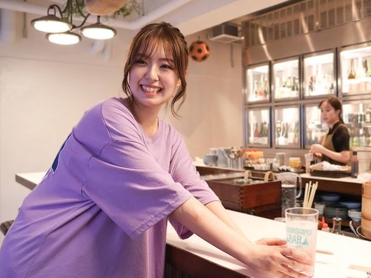 ピアス・ネイルOK・髪色自由