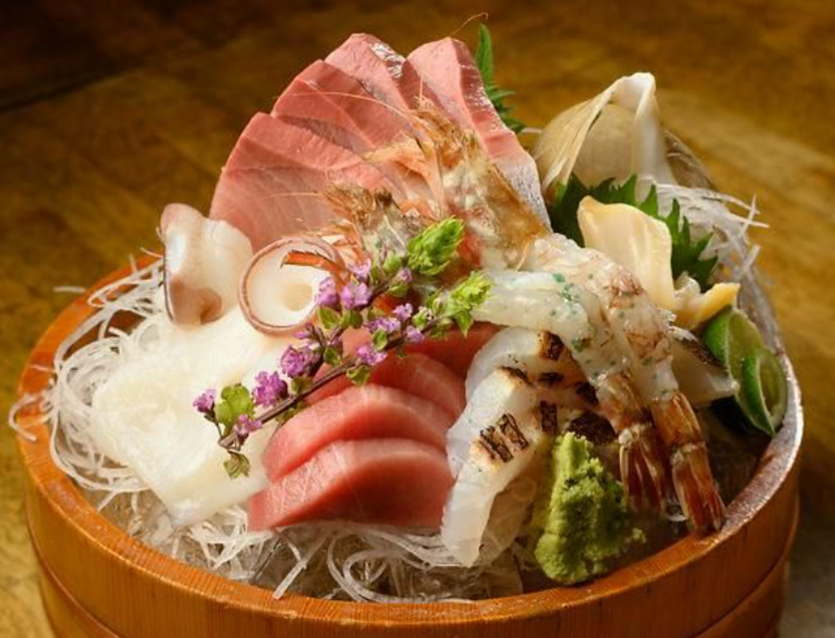 日本酒や魚の知識が身につきます