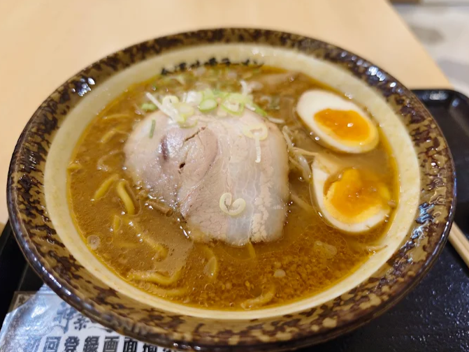 金澤濃厚中華そば 神仙 ファボーレ富山店の詳細画像5