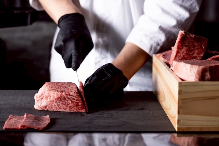 一般スタッフは経験・性別・転職回数不問！