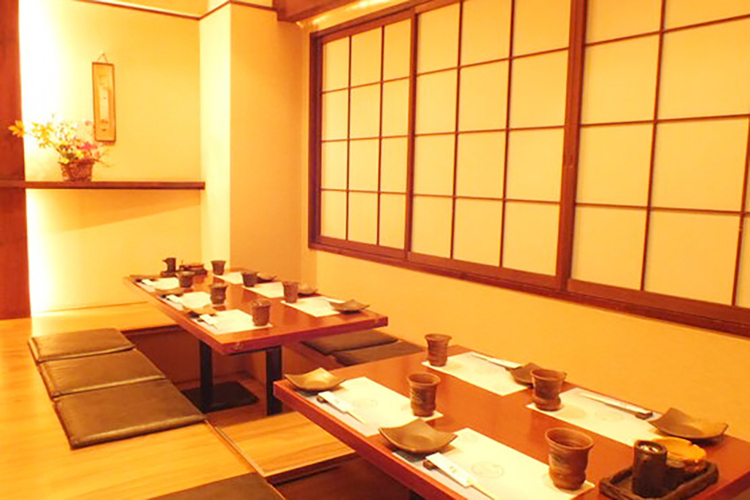 お座敷もご用意しております最大22名