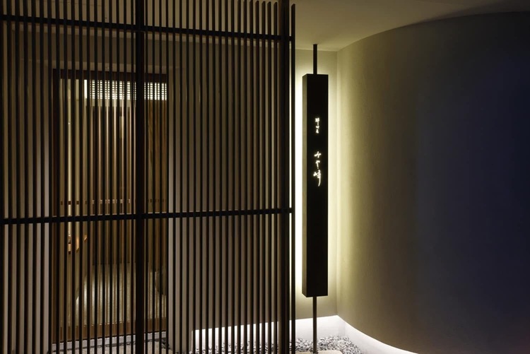 丁寧で美しいサービスを体得できます