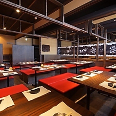 活気もあってエネルギッシュな店内です