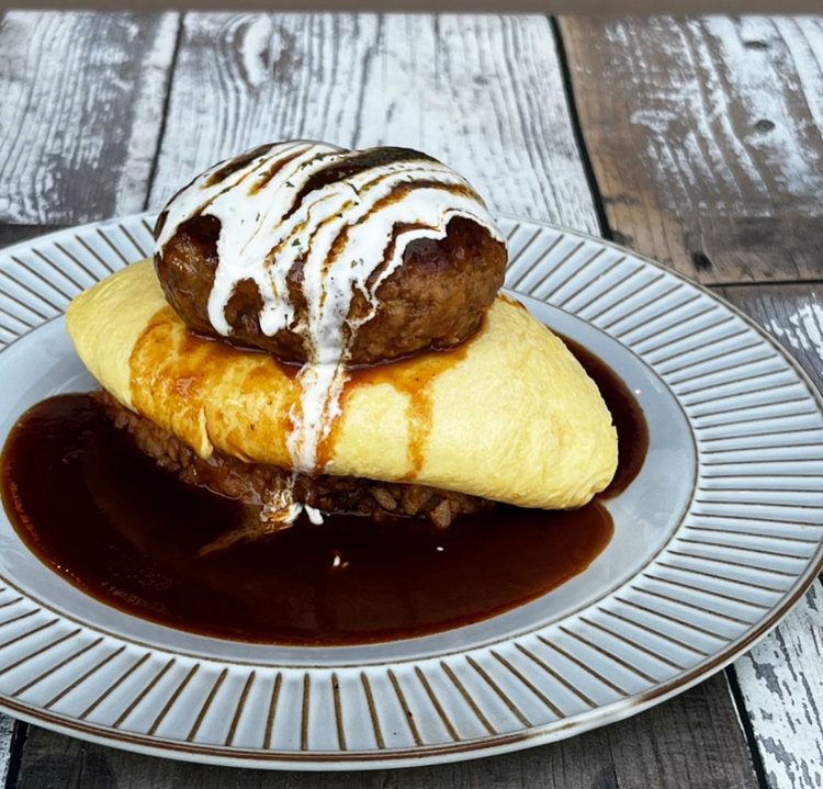 こだわりが詰まった自慢の一皿を提供