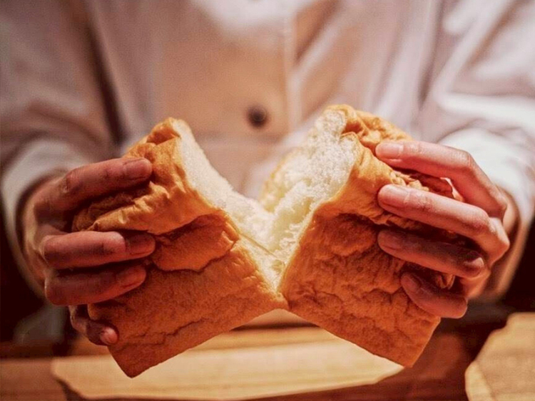 自家製パンは5年連続百名店に選出◎