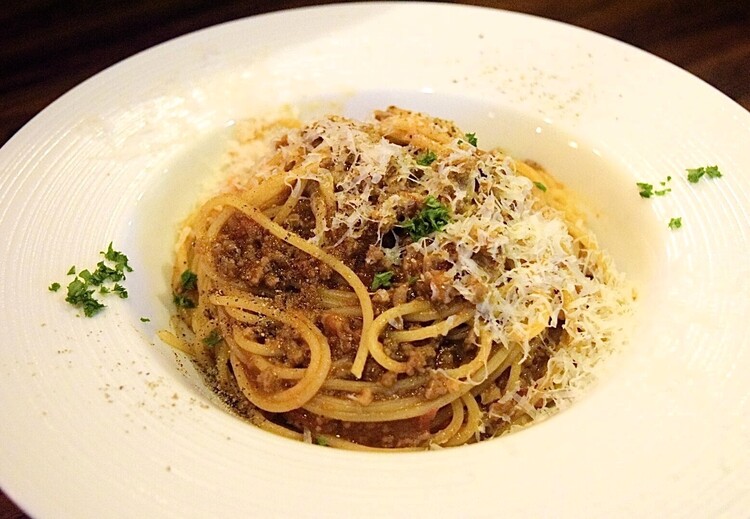 池袋の名所、ロサ会館1階のお店です♪