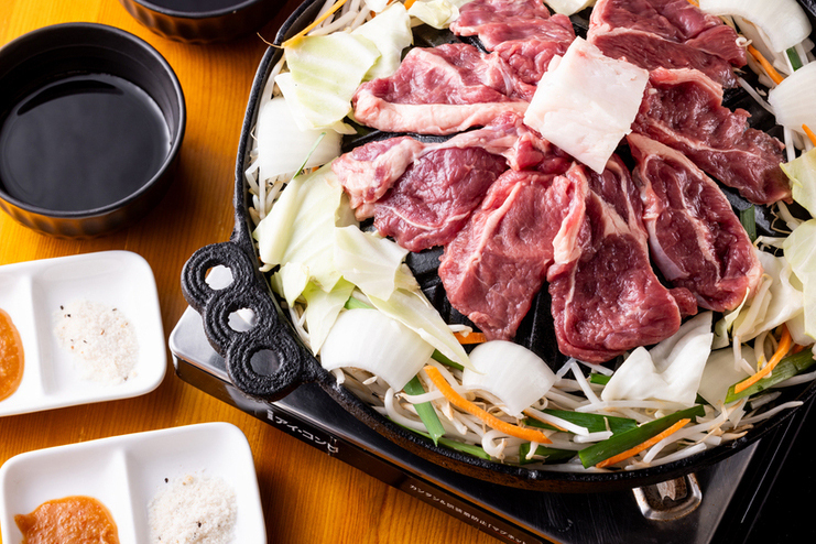 生でも食べられる新鮮なラムを提供！