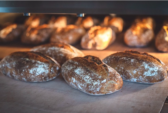 おいしいまかないあり！