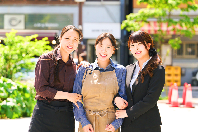 東証プライム上場企業★第一興商です。