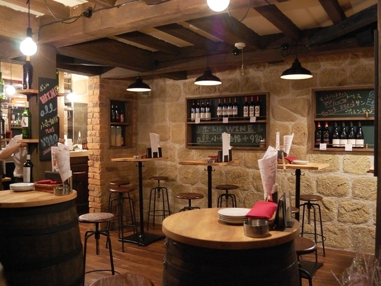 自由な発想で丁寧にブランドを育てています