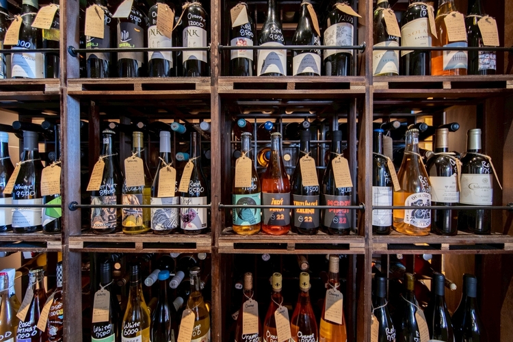 ワインやお酒についても豊富に品揃え！