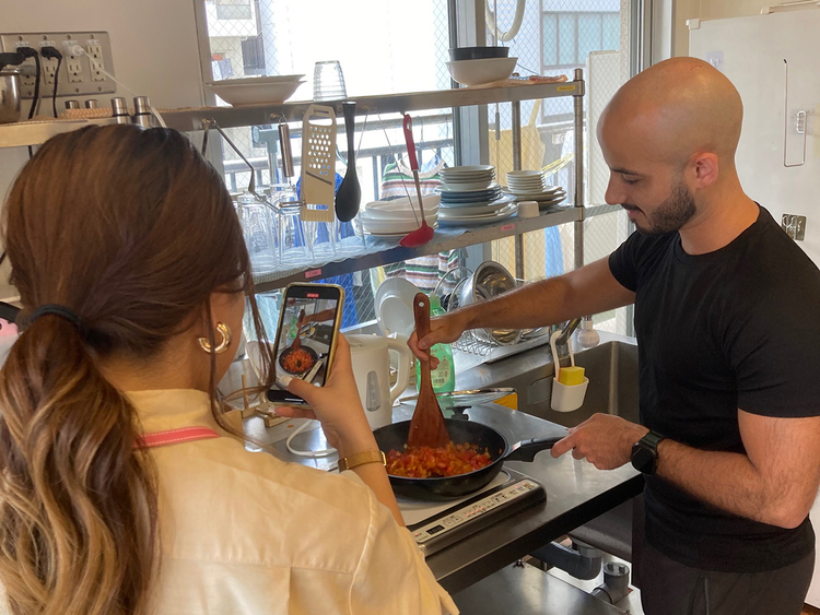 池袋すぐ、サクラホテルの1階！