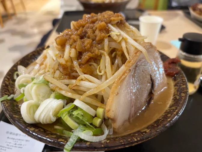 金澤濃厚中華そば 神仙 ファボーレ富山店の詳細画像4