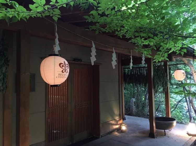 国内・外のお客様に最上の料理とサービスを