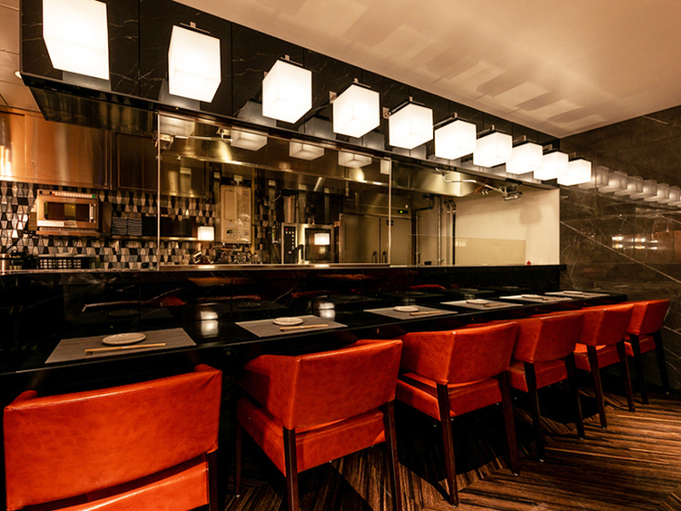 自由な発想で丁寧にブランドを育てています