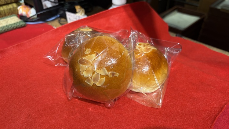 1番人気のホイップあんぱん