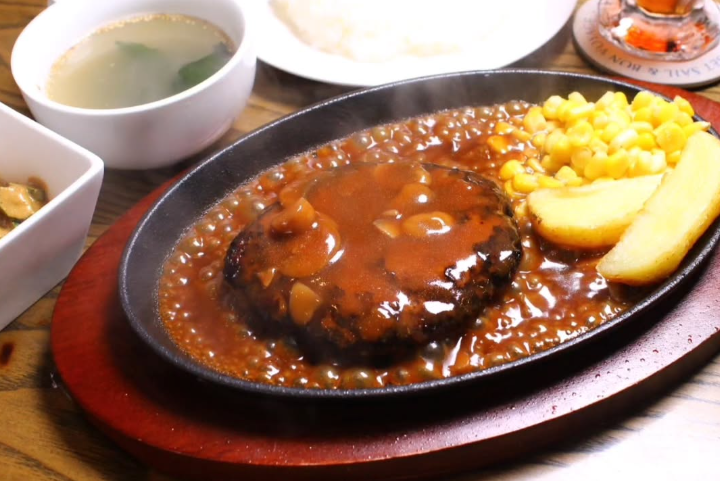 ハンバーグとステーキのお店　ファミリーの詳細画像2