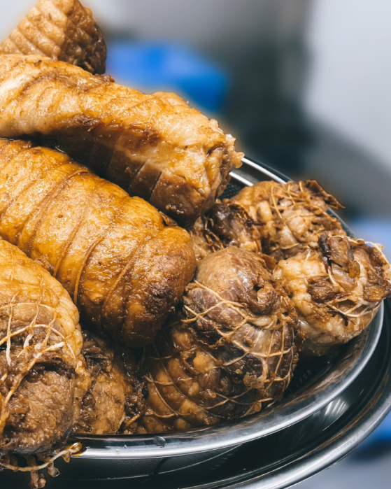 まかないでは「豚盛りも」できますよ（笑）