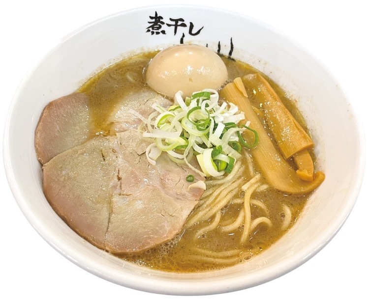 リピーター多数の超濃厚煮干しらーめん