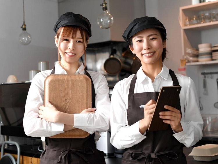 飲食業界未経験の方も大歓迎★