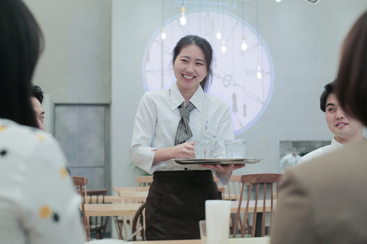 お客様に満足していただける接客を♪