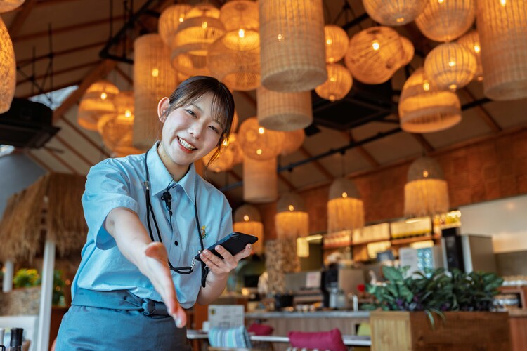 未経験・学歴不問・飲食経験者も歓迎！