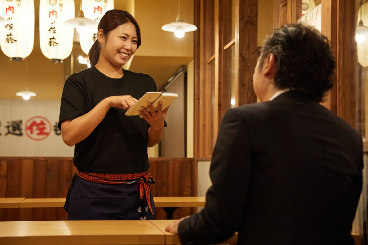 もつ焼き 肉の佐藤　ビナガーデンズテラス店の詳細画像3