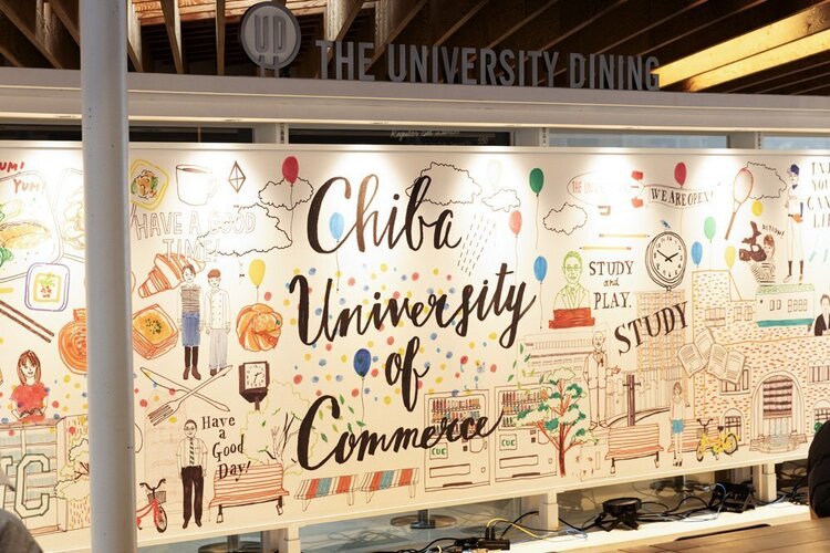 スタイリッシュな店内の学食です★