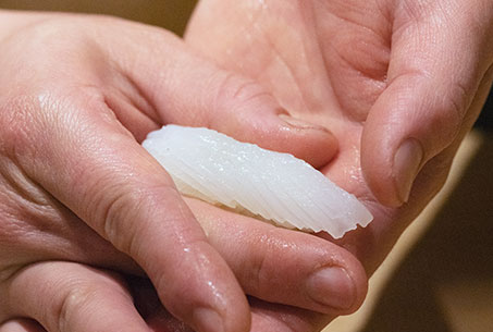 旬の地物を活かし、季節を握る醍醐味。