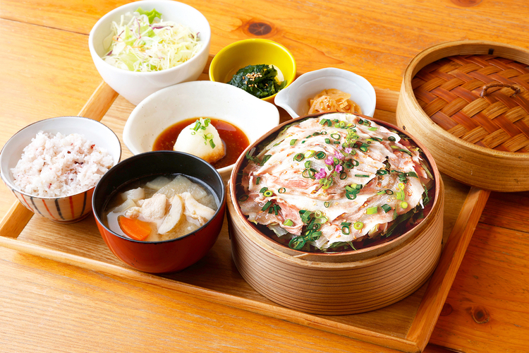 豚肉だけでなく、他の素材もこだわりあり！