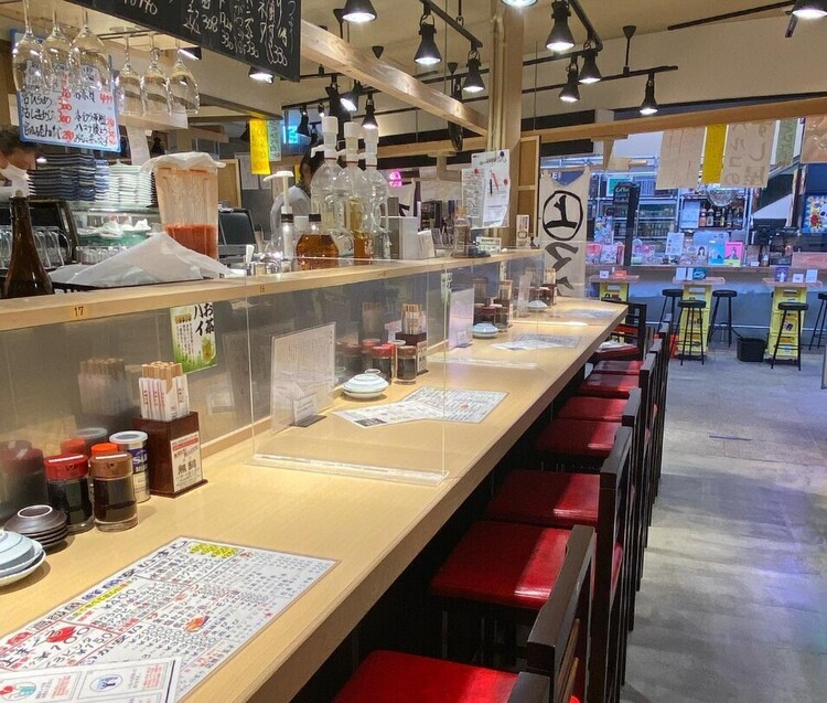 広々とした店内◎