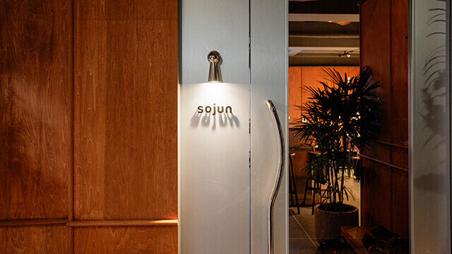 OPENしたてのスタイリッシュな店舗