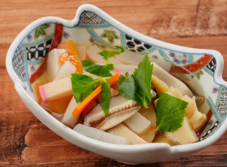 地酒が勢揃いで働きながら知識を習得！