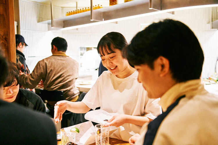 現場スタッフ皆さん仲良しです！