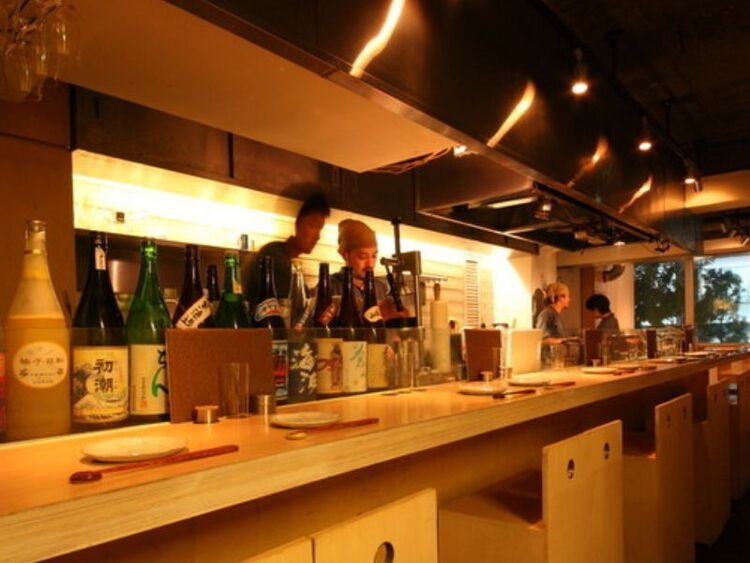 焼き・串打ちともに高い技術を習得できます