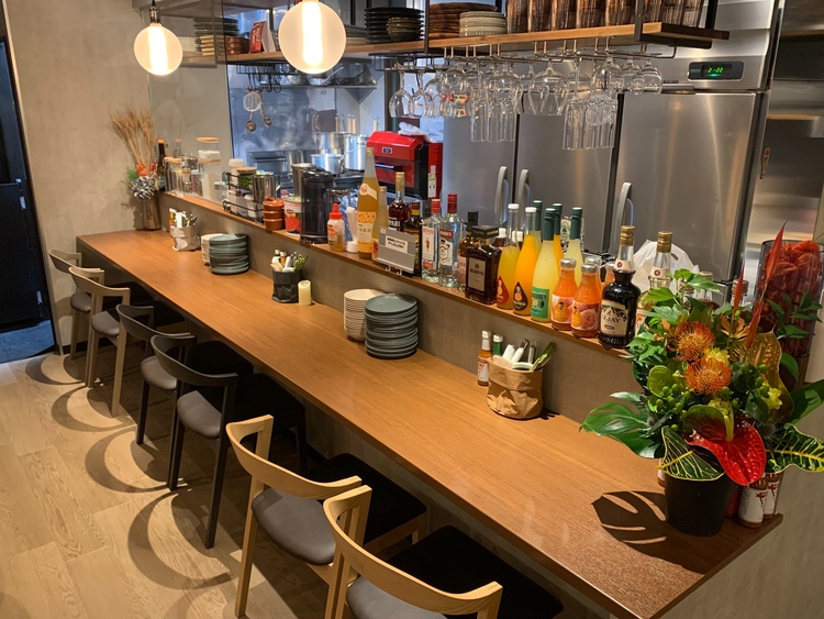 食器やインテリアも可愛らしいです♪