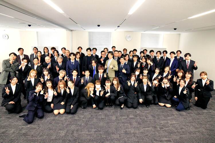 3ヶ月に1回の社員総会あり!