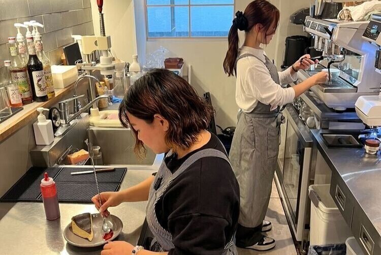 キッチンも綺麗で、スムーズな導線を整備