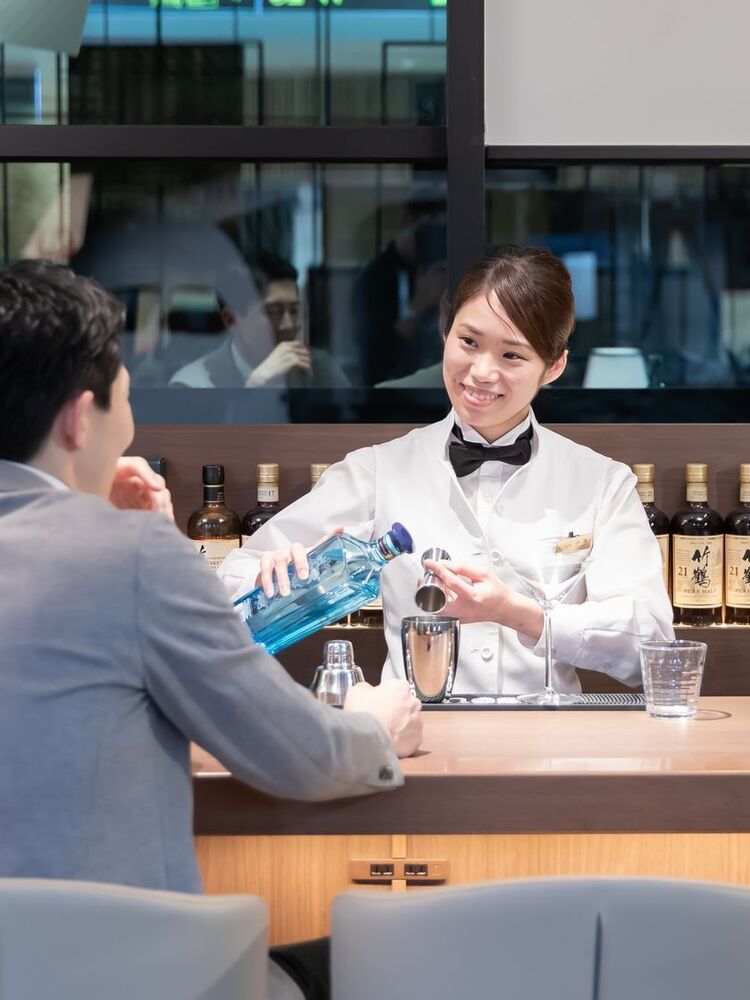 ラウンジ&バー グラン・ブルー 伊丹空港店の詳細画像7