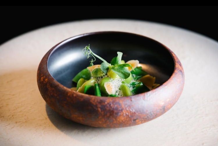自家栽培の無農薬野菜も使ったこだわり料理