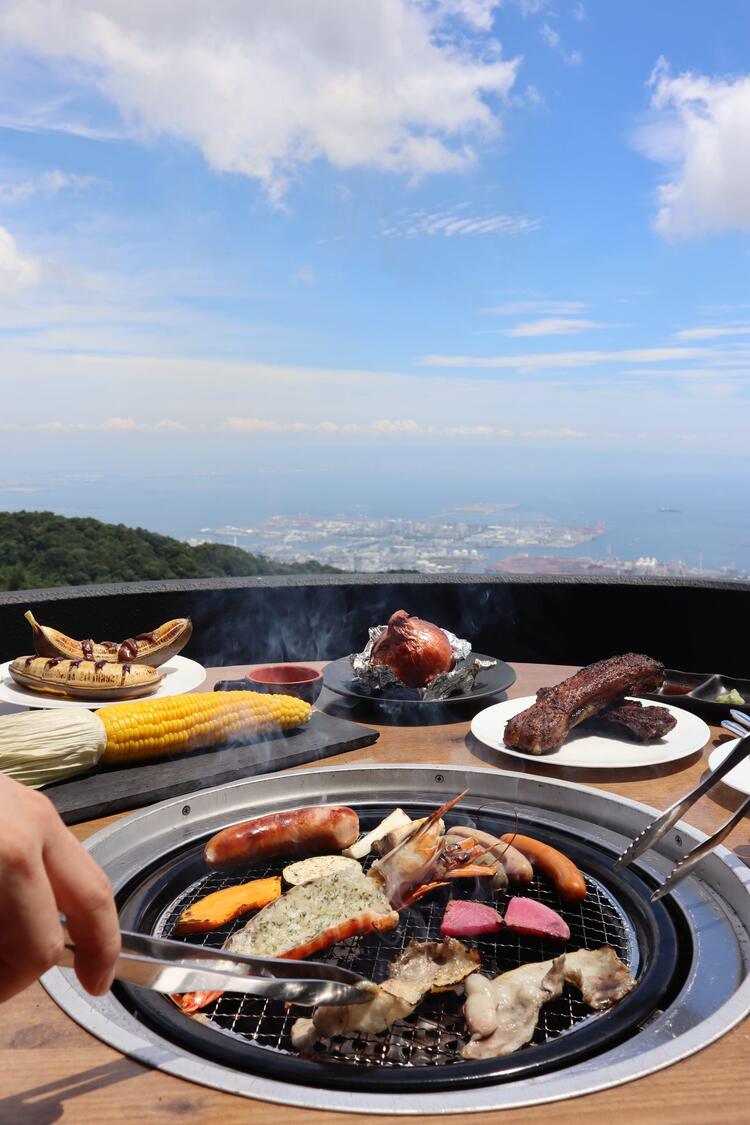 文人たちが通い、思索した天空のリゾート