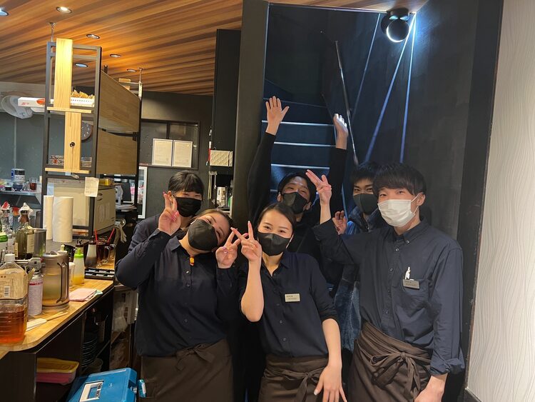 仕事の後は、絶品まかないが待っています☆