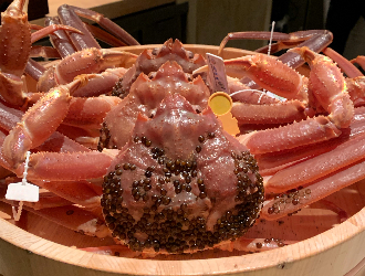 産地直送の活きのいい蟹が自慢です