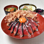 自慢の絶品カツオ丼！