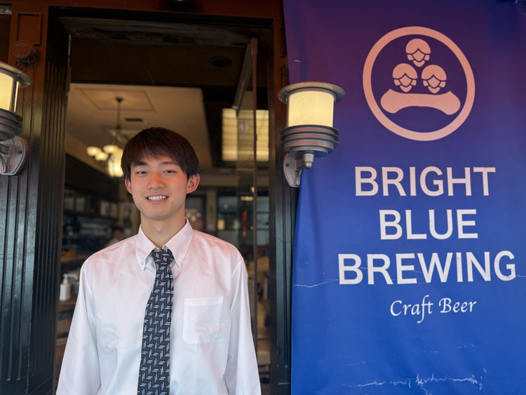 山梨県産クラフトビールは常時5タップ提供