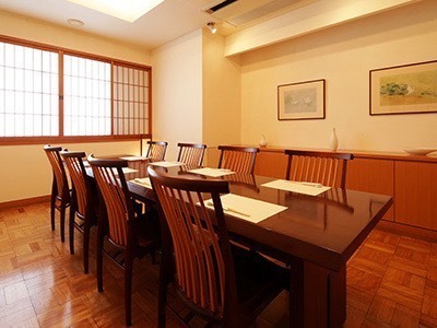 動きやすい広々とした店内です。