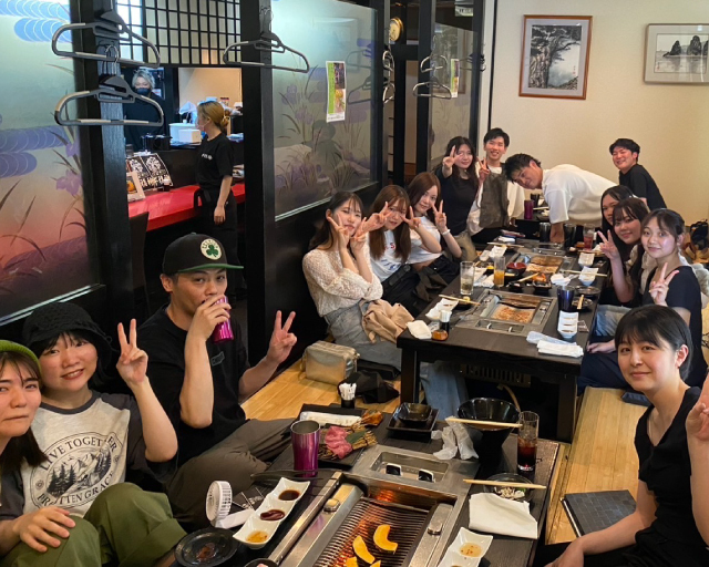 皆で支え合う温かいチームワークが根付く