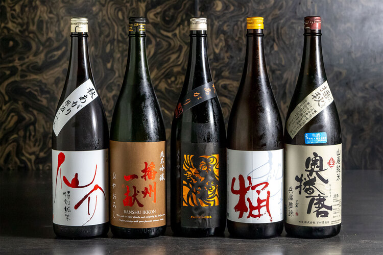 兵庫の日本酒や季節の限定酒なども充実